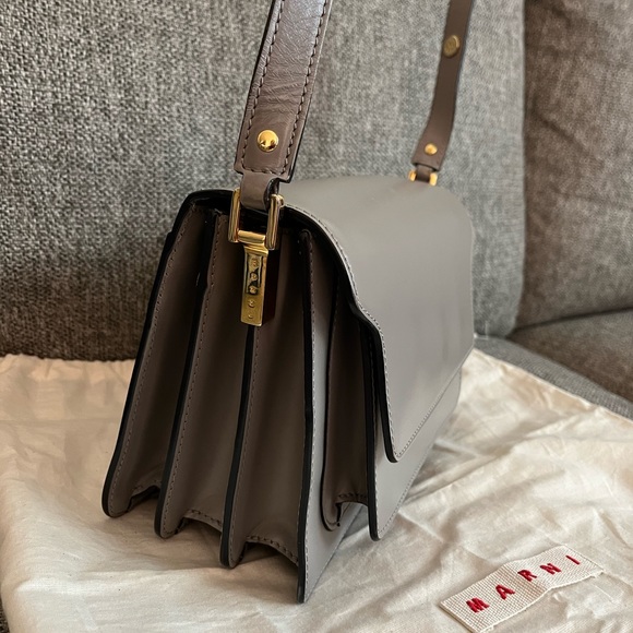 Marni Medium Trunk Leather Bag - Picture 3 of 12